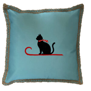 Sleigh Cat Burlap Lace Trim Linen Weave Pillows Trim. 18″ x 18″